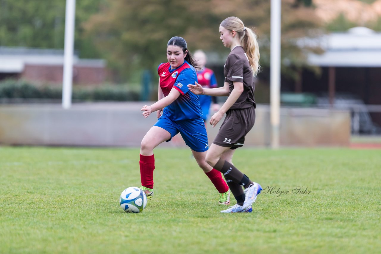 Bild 58 - wCJ VfL Pinneberg3 - St.Pauli : Ergebnis: 2:1